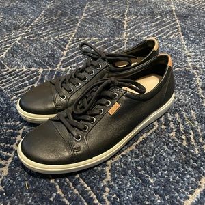 ECCO Soft 7 Womens sneaker. Size 9, black.